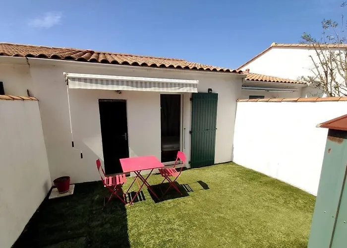 Maison Dans Residence Calme Avec Piscine Chauffee