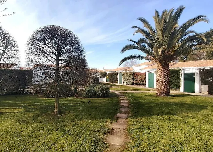 Maison Dans Residence Calme Avec Piscine Chauffee