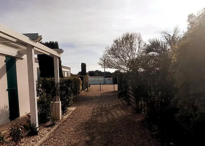 Maison Dans Residence Calme Avec Piscine Chauffee