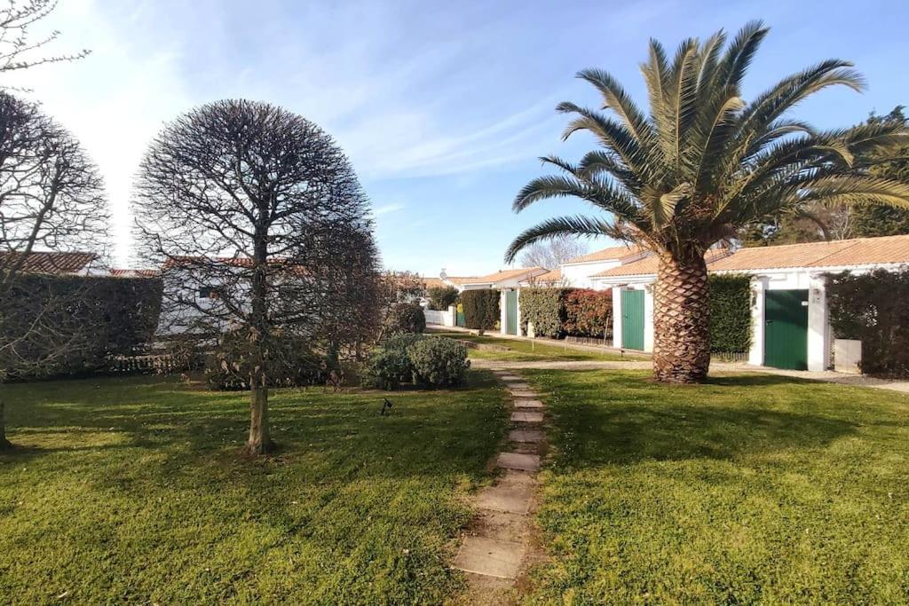 Maison Dans Calme Avec Piscine Chauffee Ferienhaus *